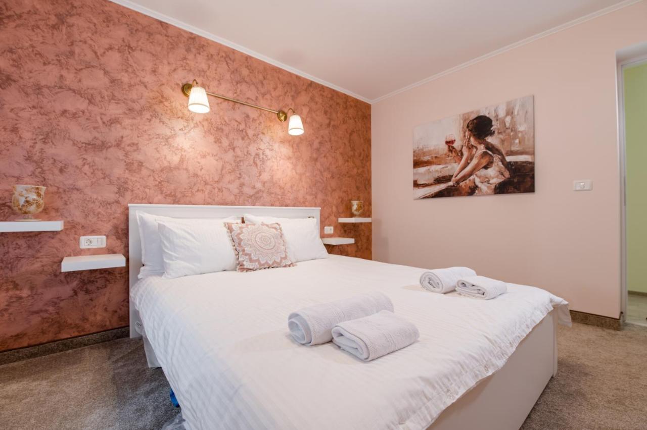 New Iorga5 Oldcity Selfcheckin Timisoara Luaran gambar